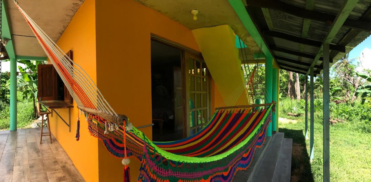 Hotel La Casa Naranja Brig Bay Zewnętrze zdjęcie